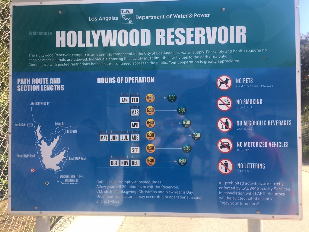 Hollywood Reservoir hours of operation according to the month of the year