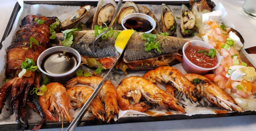 Kusina Filipina seafood platter dish